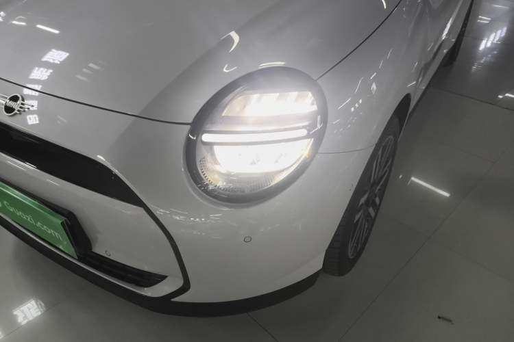 Used MINI Electric COOPER 2025 456km COOPER E Classic Style