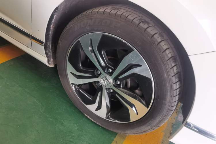 Used Honda Spirior 2015 2.4L Prestige Edition Exterior 4