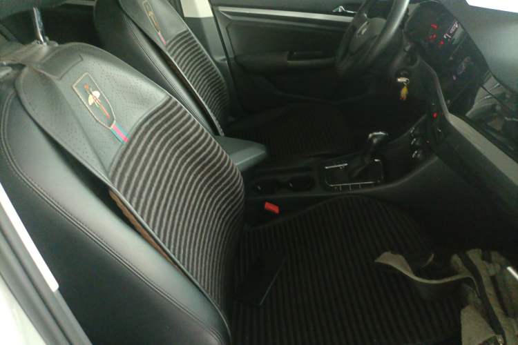 Used Volkswagen Bora 2020 1.5L Automatic Fashion Edition Right Front Seat