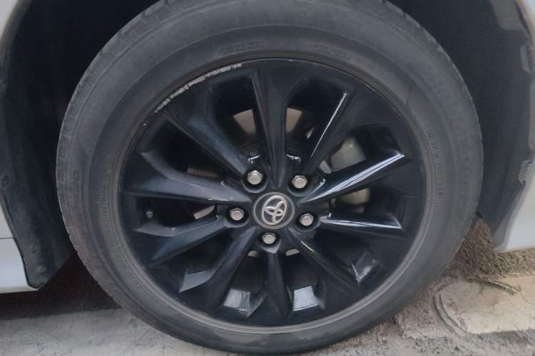 Used Toyota Corolla 2021 1.2T S-CVT Luxury Edition Right Front Wheel Hub