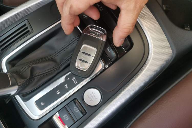 Used Audi Q5 2017 Plus 40 TFSI Technology Model