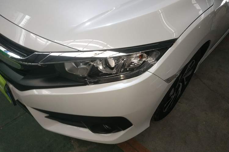 Used Honda Civic 2016 220TURBO CVT Luxury Edition
