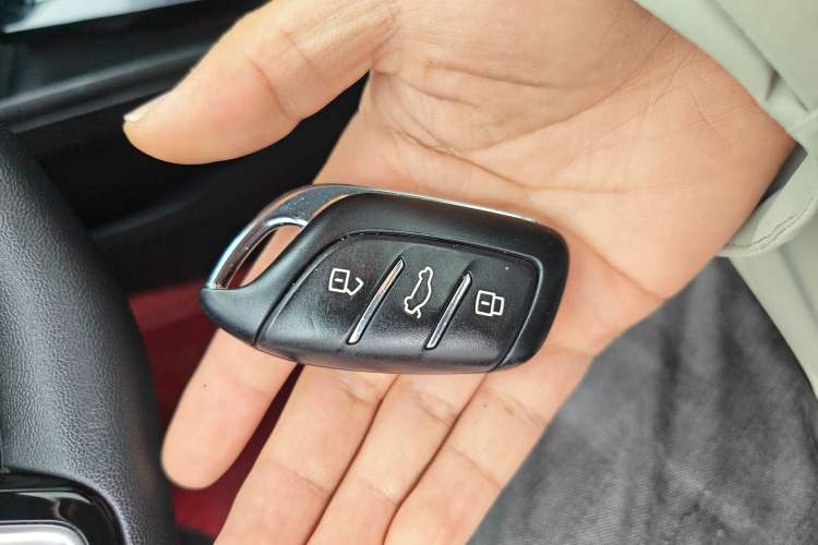 Used MG 5 2021 180 DVVT CVT Youth Luxury Edition
