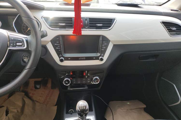 Used JAC Group Refine S2 2015 1.5L Manual Luxury Smart Model