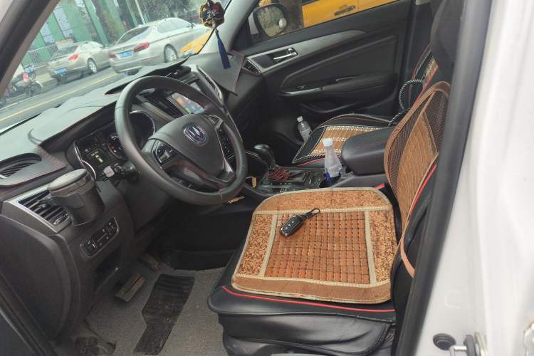 Used CHANGAN CS75 2017 Shangkui Edition 1.5T Automatic Fengxiang Model Left Front Seat