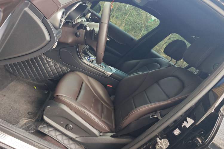 Used Mercedes-Benz GLC 2022 GLC 260 L 4MATIC Luxury Model