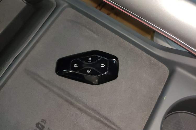 Used ARCFOX Alpha S5 2024 708MAX 200kW