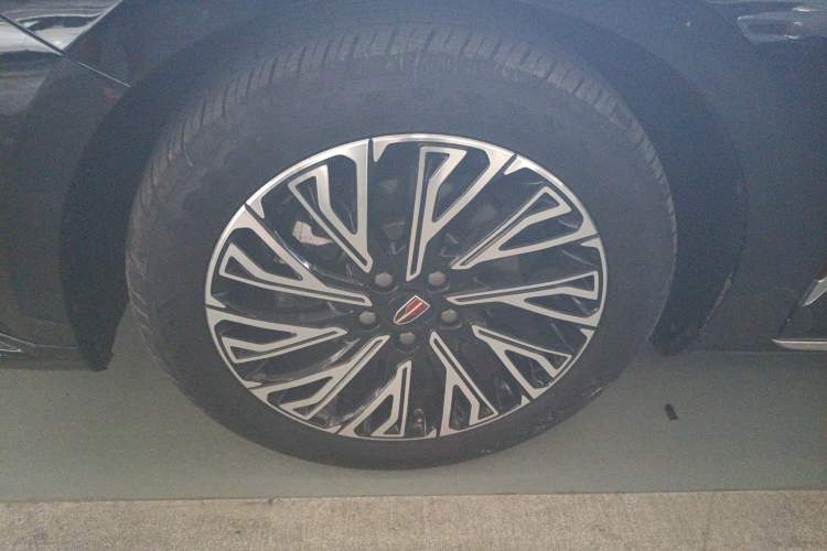 Used Hongqi H5 2024 2.0T Automatic Smart Connect Flagship Edition