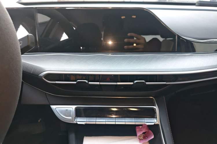 Used CHANGAN Eado 2022 PLUS Blue Whale NE 1.4T GDI DCT Prestige Edition Audio And AC Panel