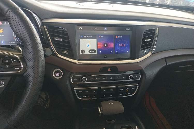 Used GAC Trumpchi GS8 2017 320T Two-Wheel Drive Luxury Smart Connectivity Version (7 Seats)