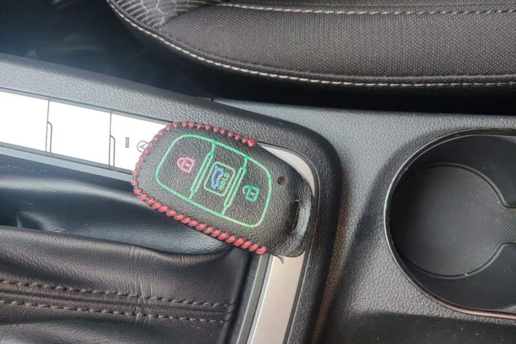 Used Hyundai Elantra (6th Generation / Lingdong) 2016 1.6L Automatic ZhiXuan – Elite Version