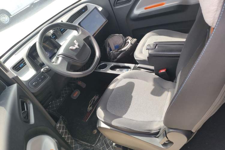 Used Wuling Hongguang MINIEV 2020 Enjoyment Model Lithium Iron Phosphate Left Front Seat