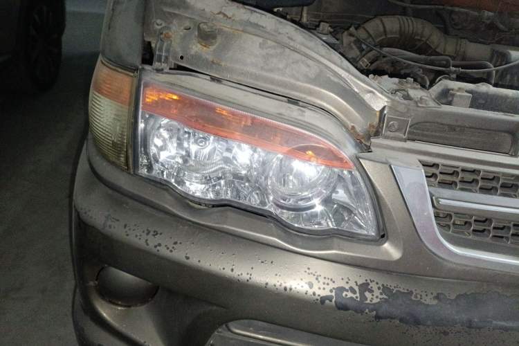 Used FORTHING Lingzhi 2014 V3 1.5L 5-seat Standard Model I
