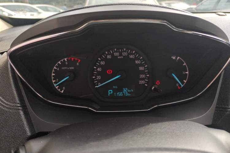 Used Ford Escort 2015 1.5L Automatic Fashion Model