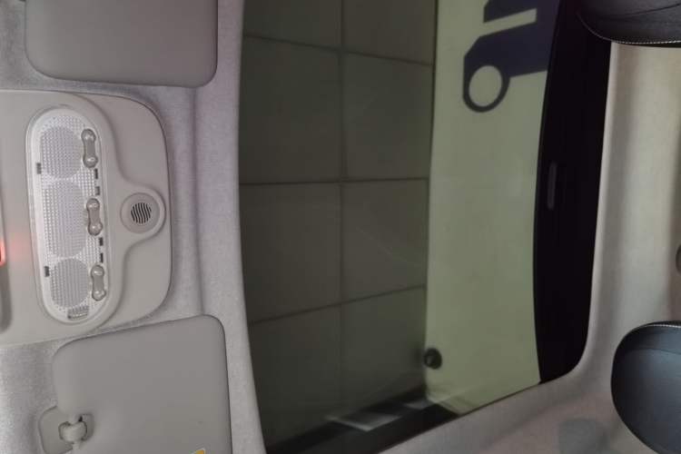 Used smart fortwo 2017 1.0L 52kW New Sound Special Edition China V Emission Standard