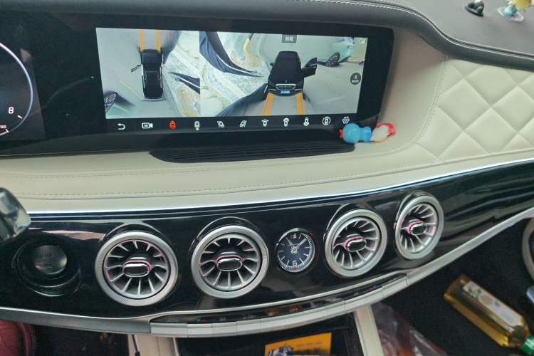 Used Mercedes-Benz S-Class 2012 S 300 L Business Standard Model