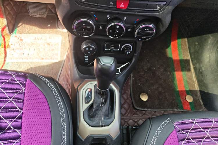 Used Jeep Renegade 2017 180TS Automatic All-Wheel Drive Versatile Edition