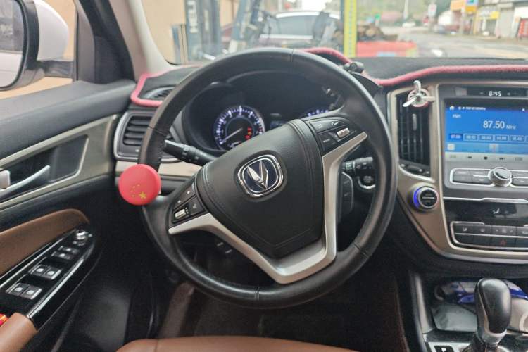 Used CHANGAN CS95 2017 2.0T Two-Wheel Drive Zhitu Edition