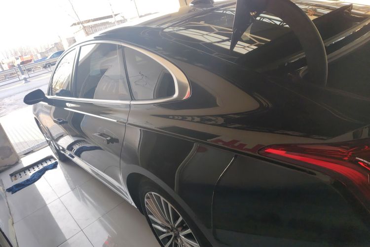 Used Hongqi H9 2023 2.0T Smart Connect Flagship Edition
