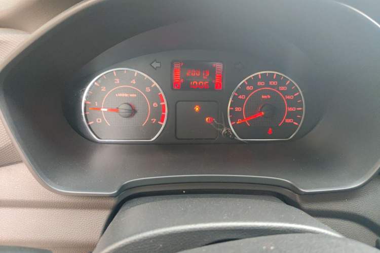 Used Wuling Hongguang V 2022 1.5L Jingqu Edition Electric-Assist LAR Instrument Cluster