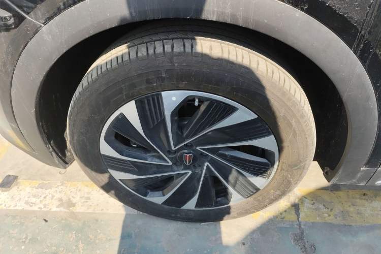 Used Hongqi HS7 PHEV 2024 2.0T PHEV Four-Wheel Drive Flagship Edition 7 Seats
