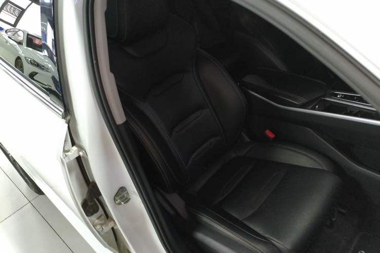 Used Geely Auto Preface 2023 2.0TD Luxury Version
