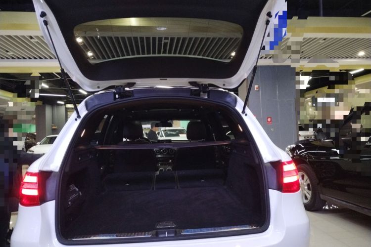 Used Mercedes-Benz GLC 2019 GLC 260 L 4MATIC Dynamic Model