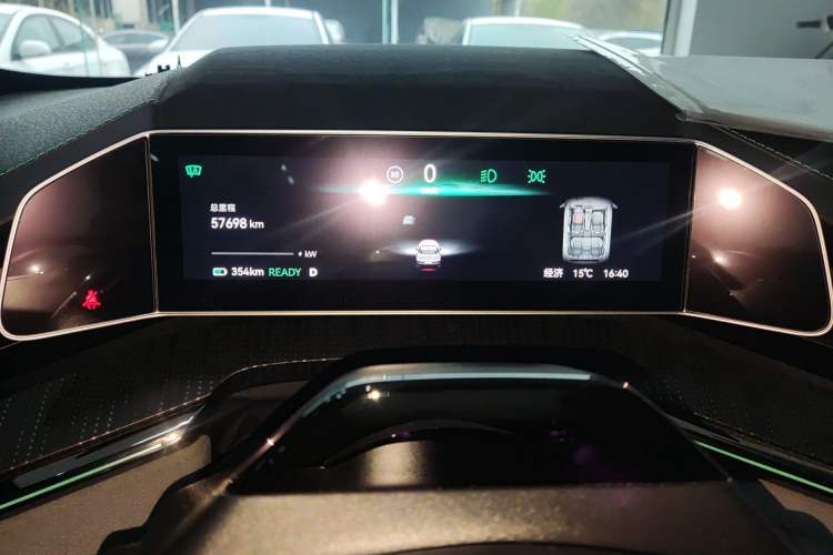 Used Zeekr 001 2023 WE Edition 86 kWh Instrument Cluster