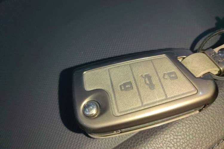 Used Volkswagen Tayron 2023 330TSI Two-Wheel-Drive Luxury Plus Advanced Version Interior 1