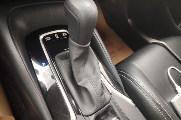 Used Toyota Corolla 2022 Dual-Motor 1.8L E-CVT Pioneer Edition Gear Lever