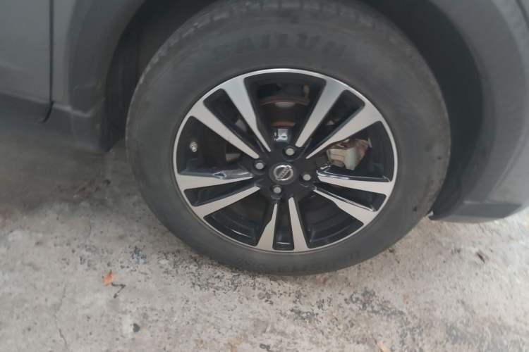 Used Nissan Kicks 2019 1.5L Manual Cool Edition