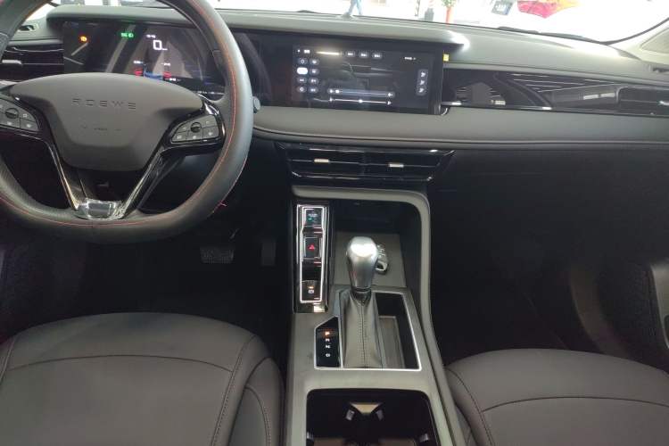 Used Roewe i5 2023 1.5L CVT Luxury Edition