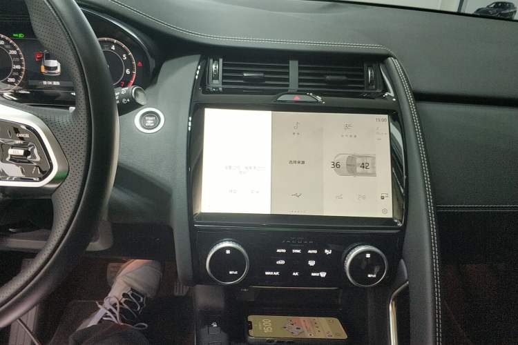 Used Jaguar E-PACE 2024 YAO Black Sport Edition R-DYNAMIC SE BLACK