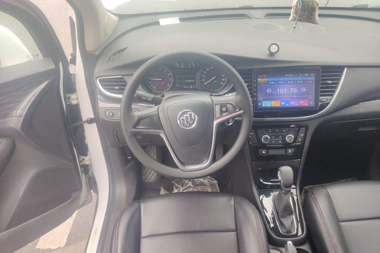 Used Buick Encore 2017 18T Automatic Two-Wheel Drive Urban Leading Model Steering Wheel