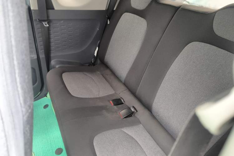 Used Wuling Hongguang MINIEV 2021 Macaron Fashion Edition Lithium-Ion Battery Left Rear Seat