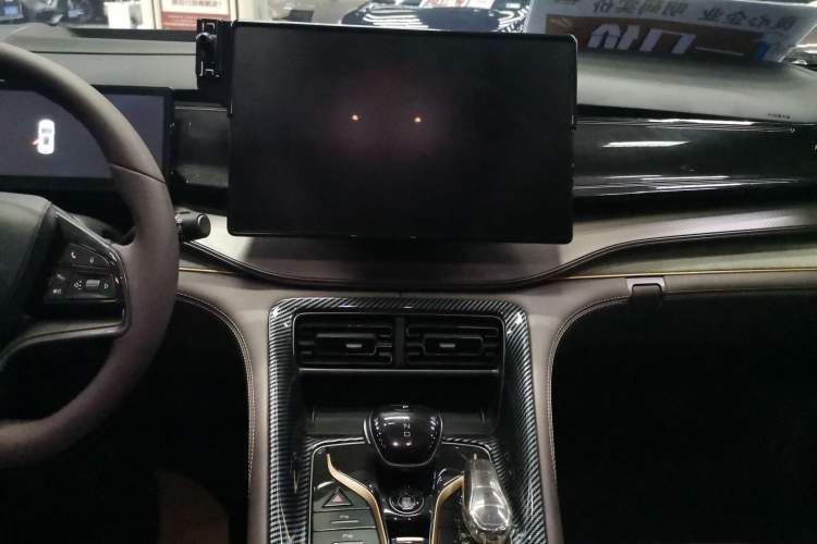 Used BYD Frigate 07 2023 DM-p 175 km Four-Wheel Drive Flagship Model