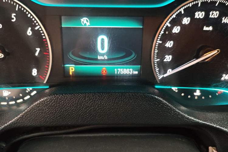 Used Buick GT 2015 15N Automatic Elite Version