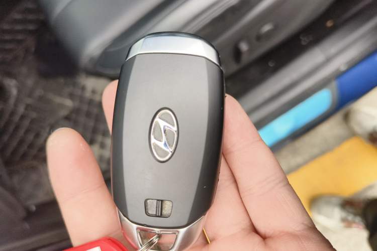 Used Hyundai Santa Fe 2020 380 TGDi Automatic All-Wheel Drive DLX HTRAC Prestige PLUS Interior 1