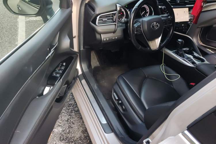 Used Toyota Camry 2018 Dual-Engine 2.5 HG Luxury Edition Driver Seat