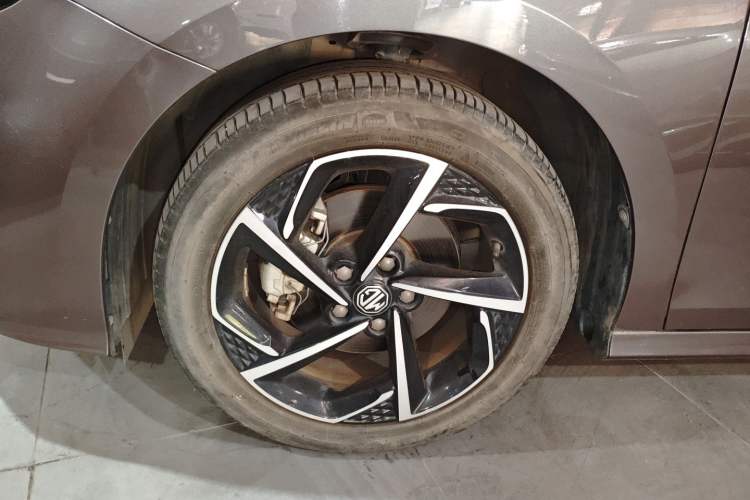 Used MG 5 2021 Revised 300TGI DCT Elegant Luxury Flagship Edition
