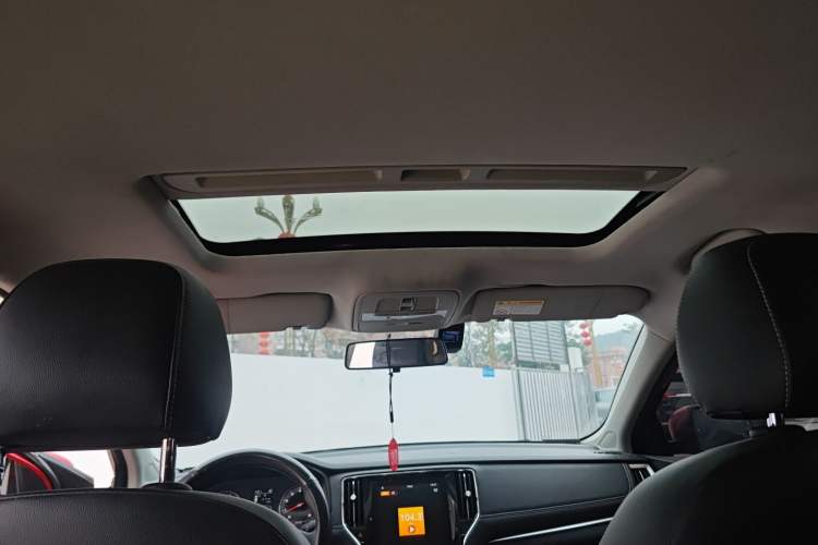 Used Roewe i6 2020 PLUS 1.6L CVT 4G Connected Glory Flagship Edition
