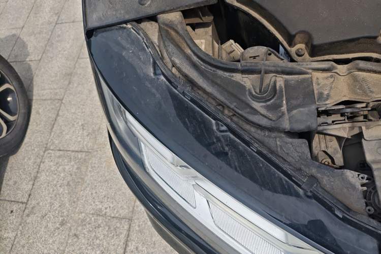 Used Audi Q5L 2018 40 TFSI Prestige Fashion Edition China VI Right Front Headlight