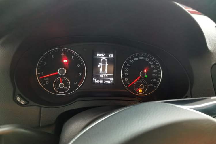 Used Volkswagen Sharan 2018 380TSI Luxury 7-Seater Instrument Cluster