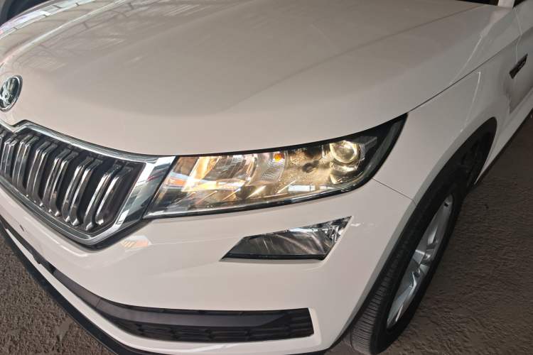 Used Skoda Kodiaq 2019 Restyled TSI330 5-Seater Two-Wheel Drive Comfort Version China VI Standard
