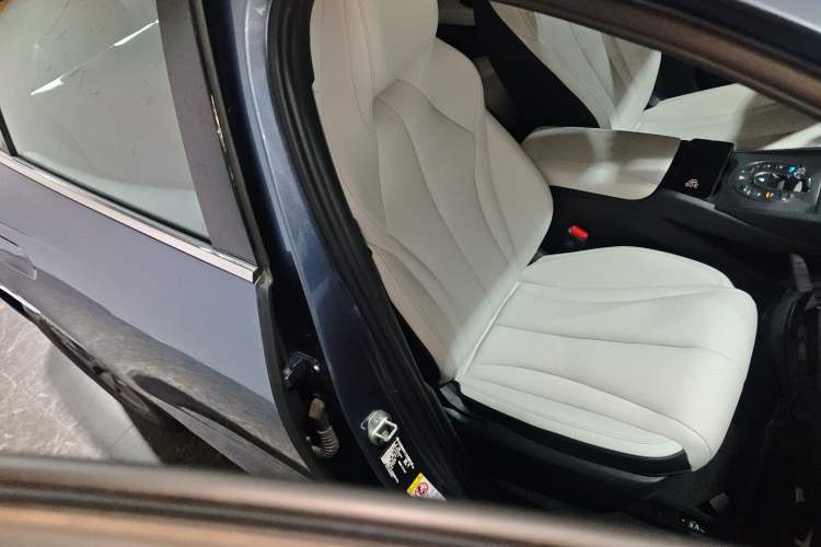 Used BYD Seal 06 New Energy 2024 DM-i 80KM Luxury Model Right Front Seat