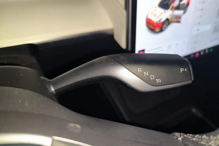 Used Tesla Model Y 2021 Long-Range All-Wheel-Drive Version 3D7
