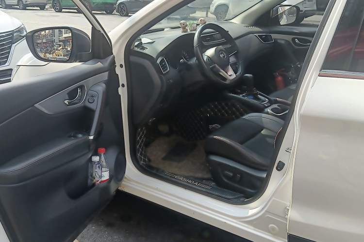 Used Nissan Qashqai 2019 2.0L CVT Luxury Edition
