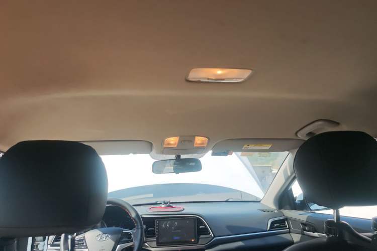 Used Hyundai Elantra PHEV 2019 1.6L PHS Comfort Edition Headliner