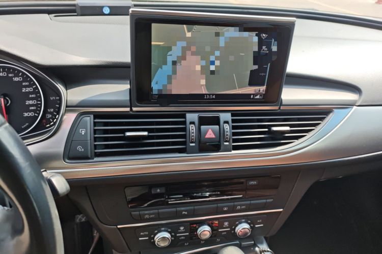 Used Audi A6L 2018 30th Anniversary Edition 35 TFSI Fashion Model Audio And AC Panel