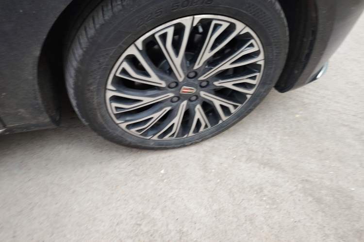 Used Hongqi H5 2024 2.0T Automatic Smart Connect Flagship Edition
